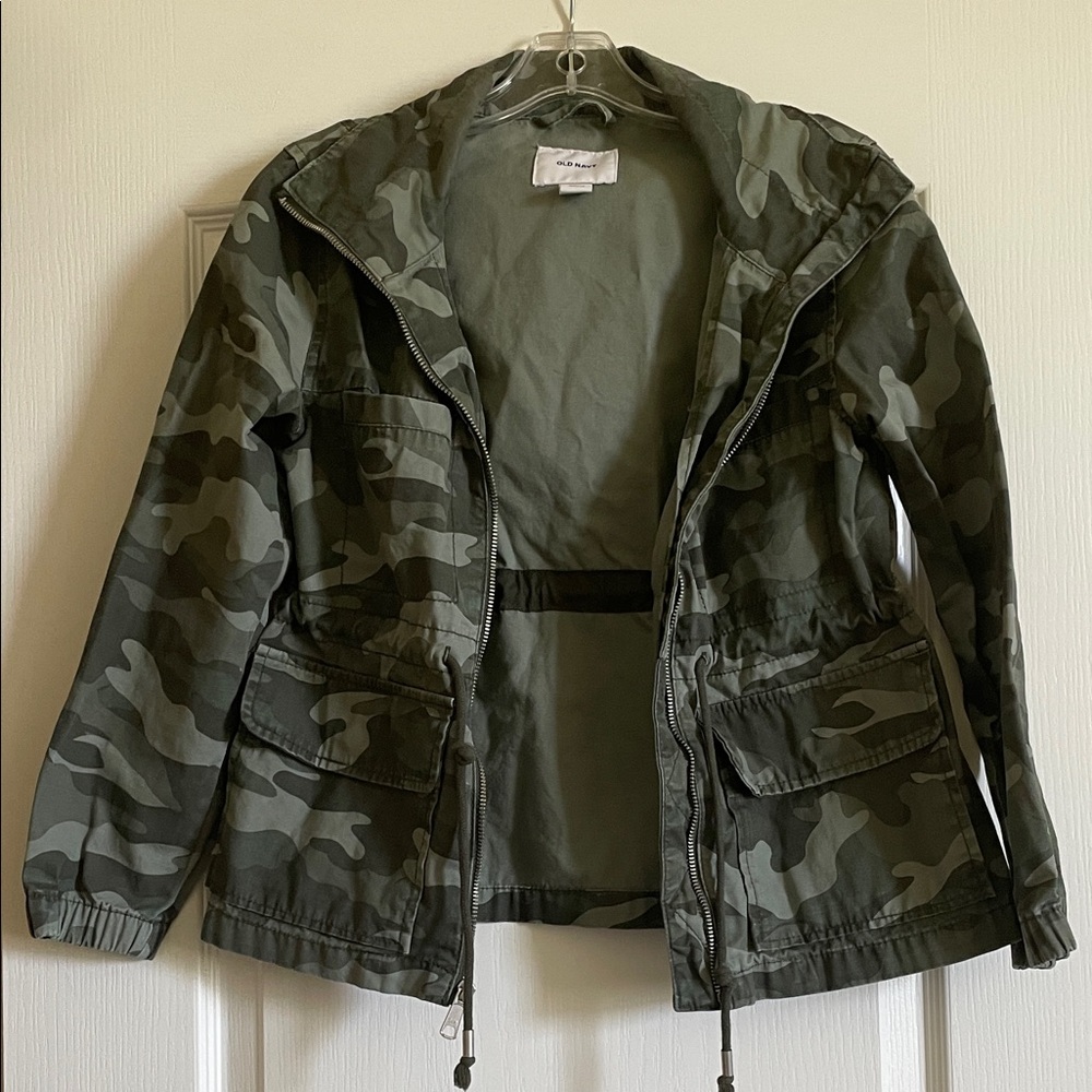 XS Old Navy grey camo jacket